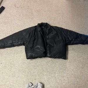 Gap Round Jacket (YEEZY ROUND JACKET)